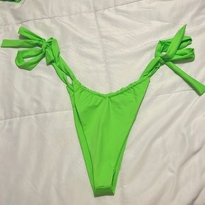 Frankie’s Bikinis Bottom